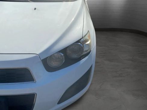 Used 2016 Chevrolet Sonic LT FWD image 42