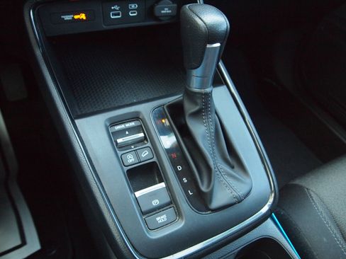 Used 2024 Honda CR-V EX image 18