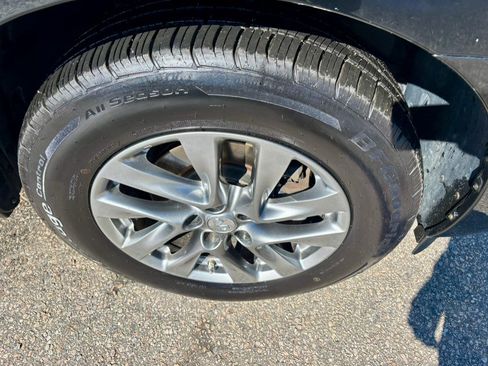 Used 2015 INFINITI QX60 AWD w/ Premium Package image 37