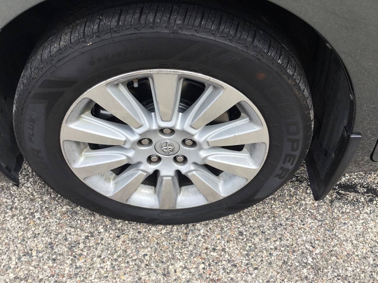 Used 2013 Toyota Sienna XLE w/ Entertainment Pkg AWD/4WD image 14