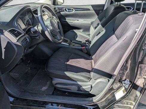 Used 2019 Nissan Sentra SV w/ Special Edition Package FWD image 14