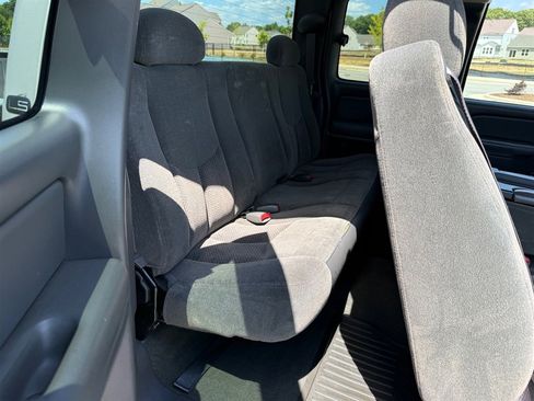 Used 2004 Chevrolet Silverado 1500 LS RWD image 19