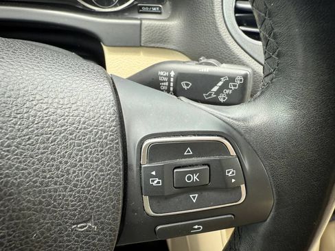 Used 2017 Volkswagen Tiguan Wolfsburg Edition FWD image 24