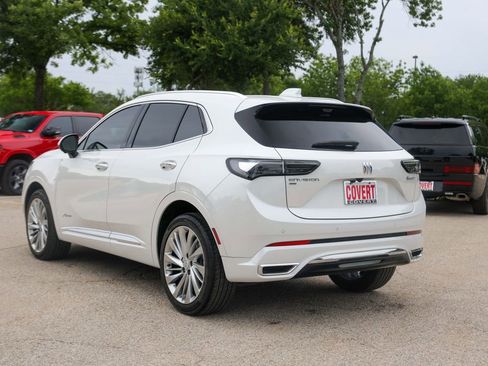 Used 2025 Buick Envision Avenir AWD/4WD image 6