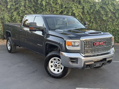 Used 2017 GMC Sierra 3500 4x4 Crew Cab image 2