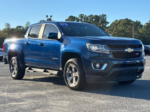 Used 2019 Chevrolet Colorado Z71 image 38