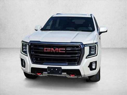 Used 2024 GMC Yukon AT4 w/ AT4 Premium Plus Package AWD/4WD image 3