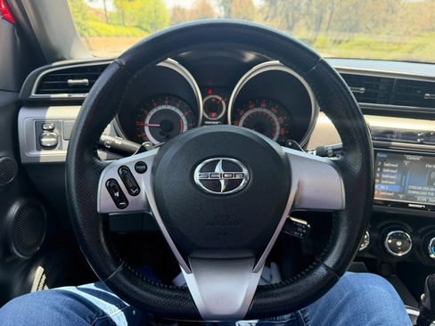Used 2016 Scion tC FWD image 24