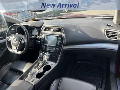 Used 2018 Nissan Maxima 3.5 SL FWD image 4