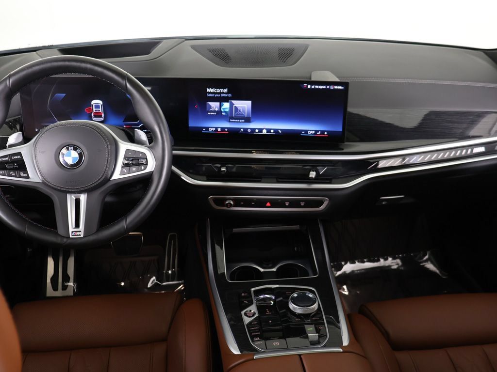 Used 2025 BMW X7 M60i w/ Executive Package AWD/4WD image 47