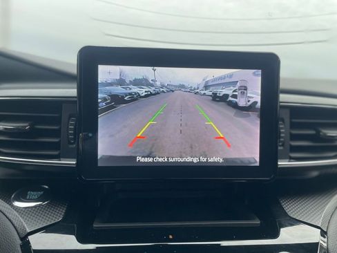 Used 2024 Ford Explorer ST-Line w/ Class IV Trailer Tow Package image 19