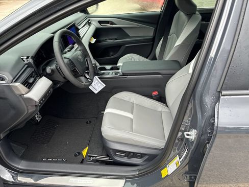 New 2026 Toyota Camry SE FWD image 15