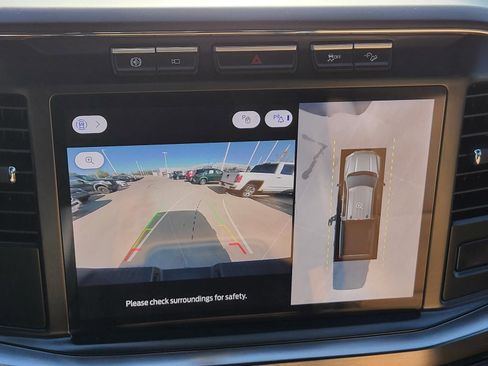 Used 2024 Ford F250 Lariat w/ FX4 Off-Road Package image 29