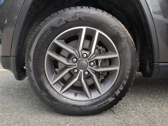 Certified 2021 Jeep Grand Cherokee Limited w/ Sun & Sound Group AWD/4WD image 25