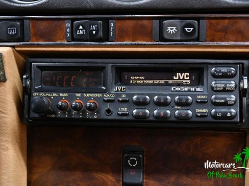 Used 1987 Mercedes-Benz 560 SL image 71