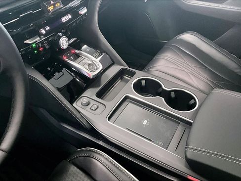 New 2026 Acura MDX SH-AWD w/ Advance Package image 17