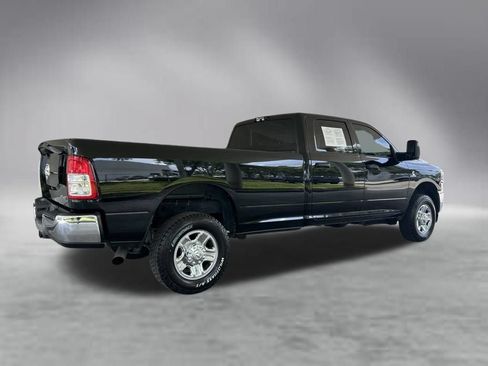 Used 2024 RAM 2500 Tradesman w/ Chrome Appearance Group AWD/4WD image 3