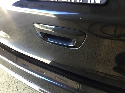 Used 2022 Chrysler Pacifica Touring-L image 22