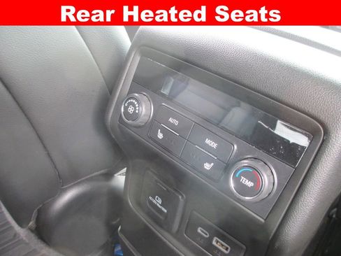 Used 2023 GMC Acadia SLT w/ Technology Package image 27