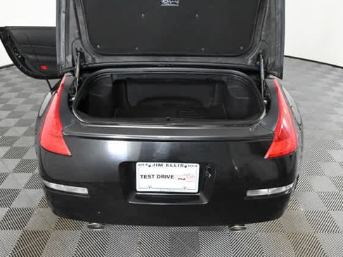 Used 2007 Nissan 350Z Touring image 5
