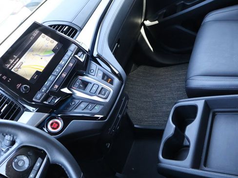 Certified 2023 Honda Odyssey Touring image 20
