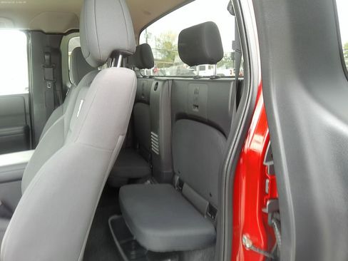 Used 2022 Nissan Frontier S image 22