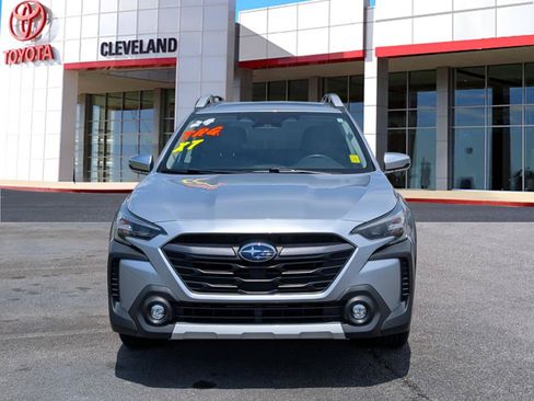 Used 2024 Subaru Outback Touring XT AWD/4WD image 3