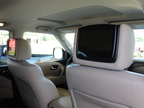Used 2023 Nissan Armada Platinum w/ Captain's Chairs Package RWD image 20