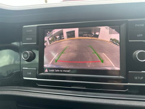 Used 2019 Volkswagen Jetta GLI FWD image 8