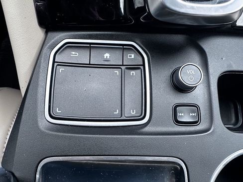 Used 2024 Acura MDX SH-AWD w/ Technology Package image 26