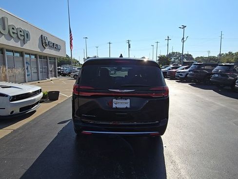New 2026 Chrysler Pacifica Pinnacle w/ Trailer Tow Group image 7