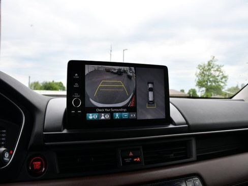 Used 2024 Honda Pilot Elite image 17