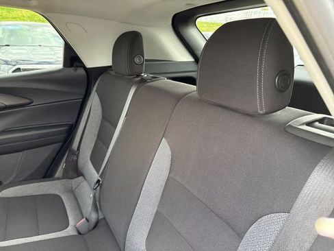Used 2023 Chevrolet TrailBlazer LT w/ Convenience Package image 23