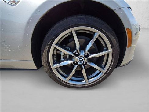 Used 2023 MAZDA MX-5 Miata Grand Touring w/ Weather Package RWD image 19