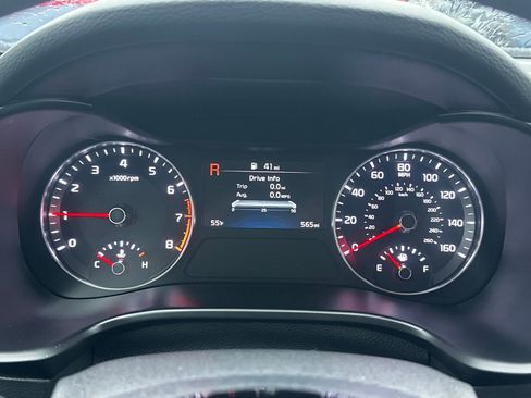 Used 2023 Kia Forte LXS w/ LXS Technology Package image 13