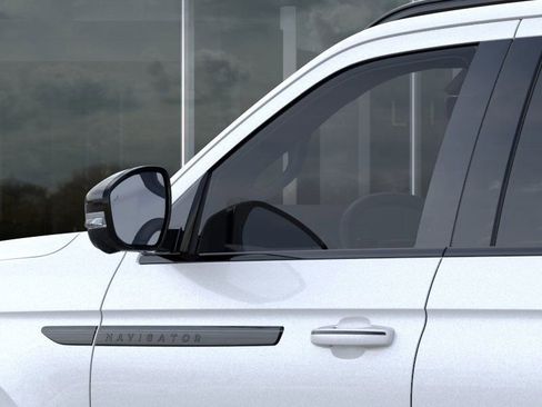 New 2025 Lincoln Navigator Reserve w/ Jet Appearance Package image 20