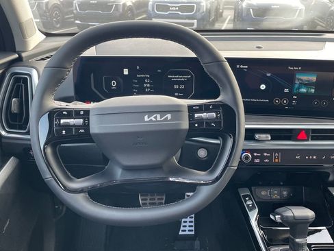 New 2026 Kia Sorento SX AWD/4WD image 11