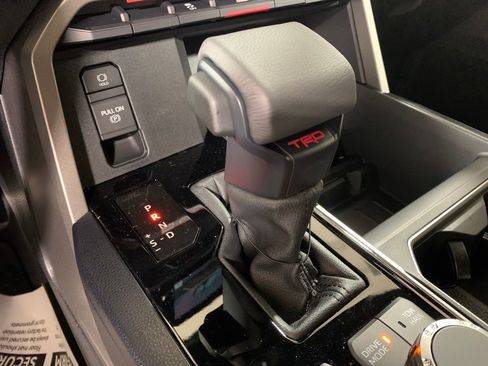 New 2025 Toyota Tundra SR5 w/ TRD Off-Road Premium Package AWD/4WD image 41