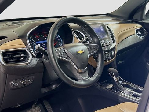 Used 2024 Chevrolet Equinox Premier FWD image 7