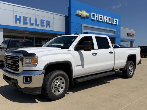 Used 2016 GMC Sierra 3500 4x4 Crew Cab w/ Sierra Convenience Package image 3