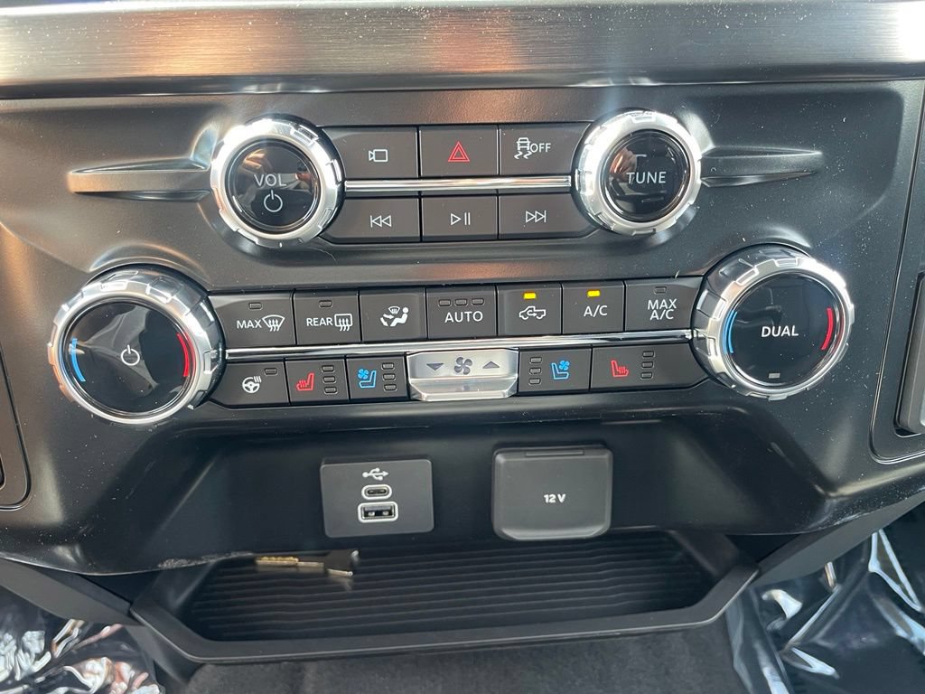 New 2026 Ford F350 Lariat AWD/4WD image 17