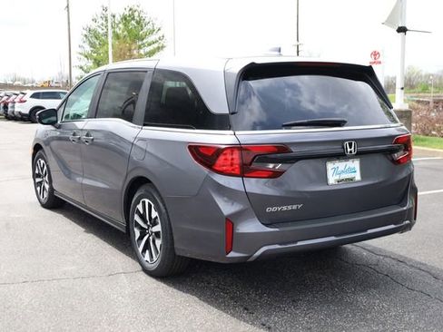 New 2026 Honda Odyssey EX-L image 6
