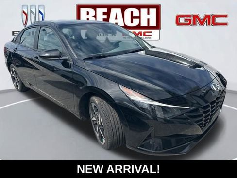 Used 2023 Hyundai Elantra SEL w/ Convenience Package FWD image 1