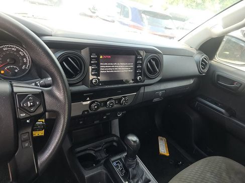 Used 2022 Toyota Tacoma SR RWD image 6