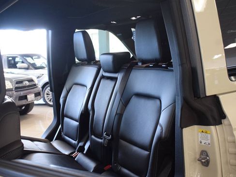Used 2025 Ford Bronco Outer Banks AWD/4WD image 94