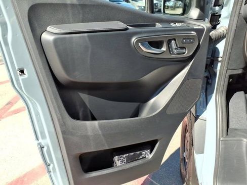 New 2026 Mercedes-Benz Sprinter 2500 image 13