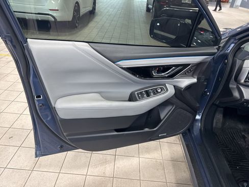 Used 2025 Subaru Legacy Limited image 3