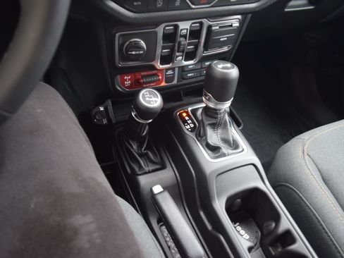 Used 2026 Jeep Wrangler Unlimited Sport AWD/4WD image 10