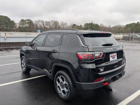 Used 2022 Jeep Compass Trailhawk w/ Trailhawk Elite Group image 9