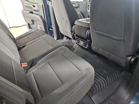 Used 2024 Chevrolet Silverado 1500 LT AWD/4WD image 14